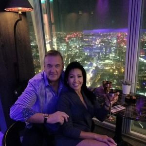 Meet your Posher, Sharon